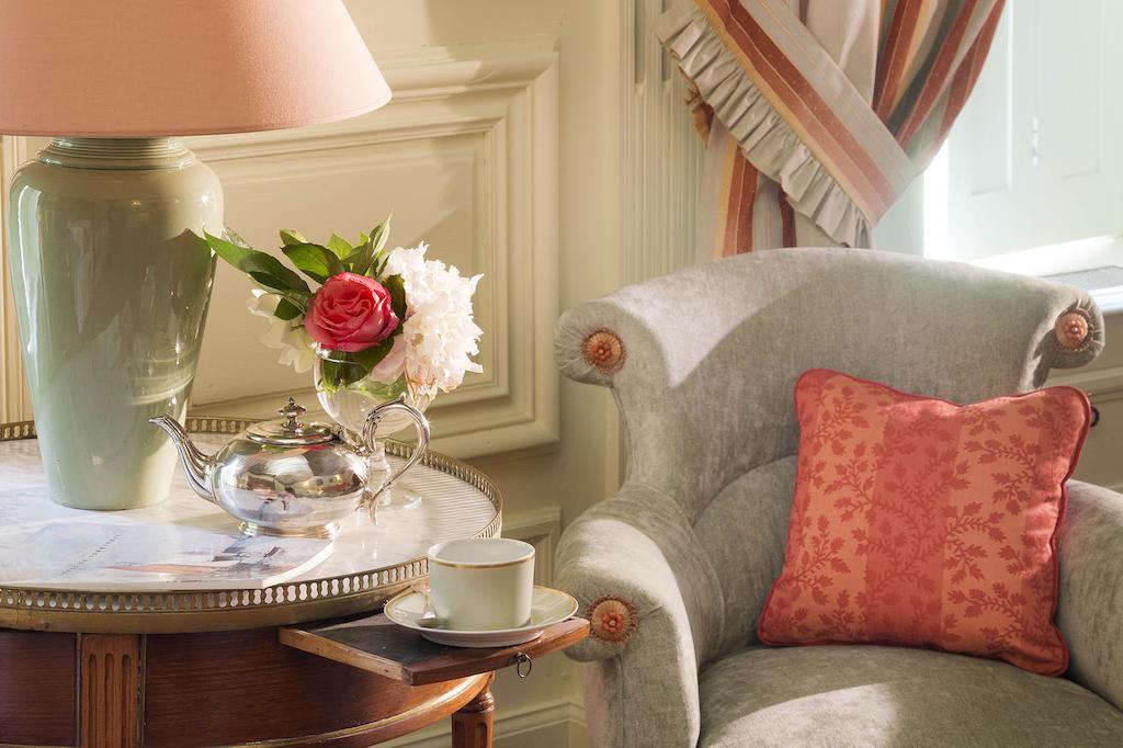 Chateau De Beneauville Bed & Breakfast Petiville  Room photo